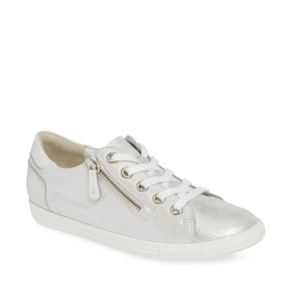 Paul Green Silver Metallic Leather Lace-Up Sneaker